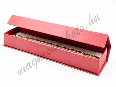 Karláncdoboz - mágneszáras, piros