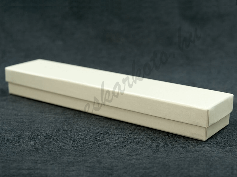 Karláncdoboz - selyemfényű, arany