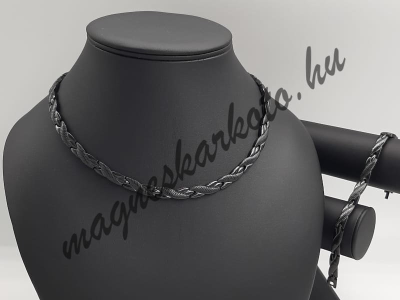 Marjorie Noire Collection